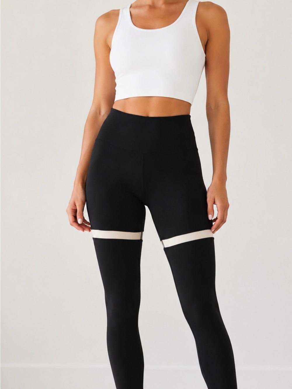 ALO Yoga Goddess Black High-Rise Leggings with Cream Stripe XS